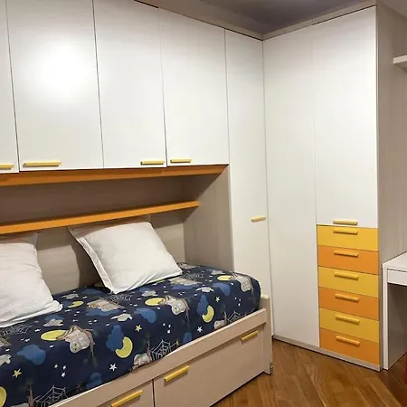 La Casa Di Lucrezia Apartment Bari