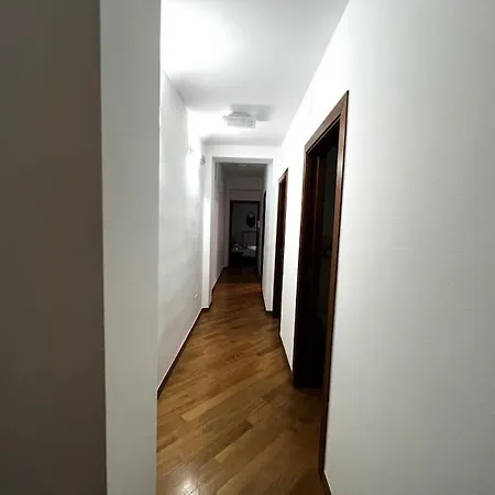 La Casa Di Lucrezia * Bari